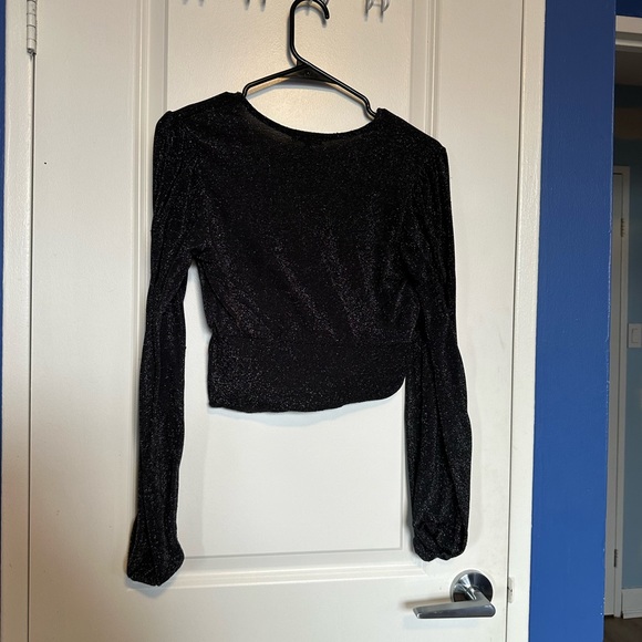 DYNAMITE cropped tee - Picture 4 of 4